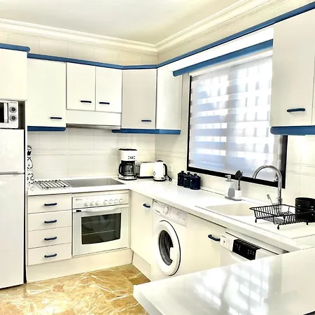 Riviera By The 2 Bedroom Sitio de Calahonda