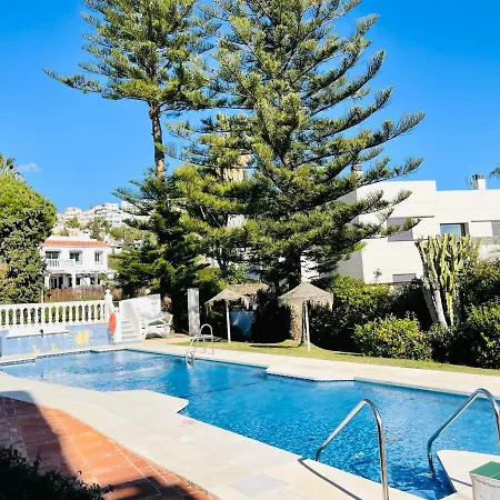 Riviera By The 2 Bedroom Apartman *