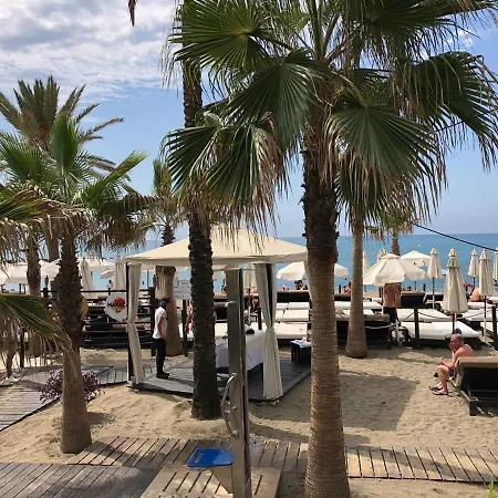 Riviera By The 2 Bedroom Apartman *