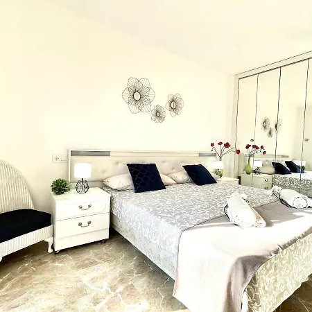 Apartman Riviera By The 2 Bedroom *