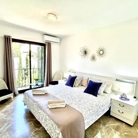 Riviera By The 2 Bedroom Apartman *